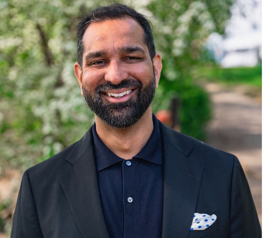 Amrit CEO of Walfinch